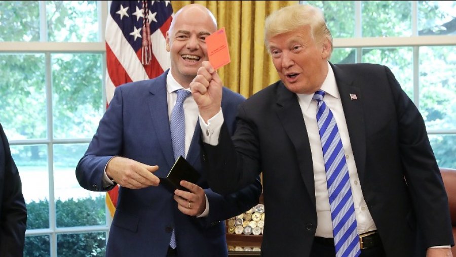 VIDEO/ Presidenti i FIFA-s falënderon me 'gjithë zemër’ Donald Trump-in
