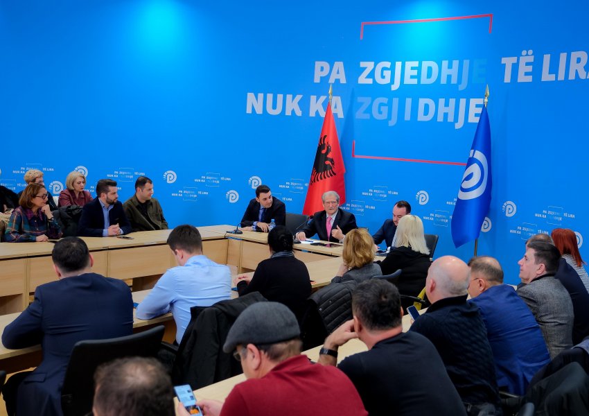 Çështja e dokumenteve biometrike/ Berisha: I bëj thirrje diasporës të reagojë me protesta të fuqishme para ambasadave të narkoshtetit