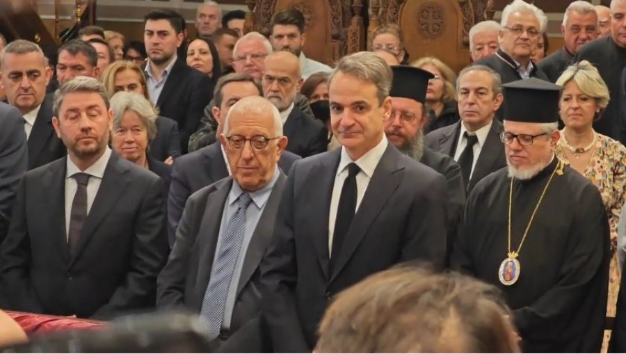U mbajt mesha për Janullatosin në Mitropolinë e Athinës