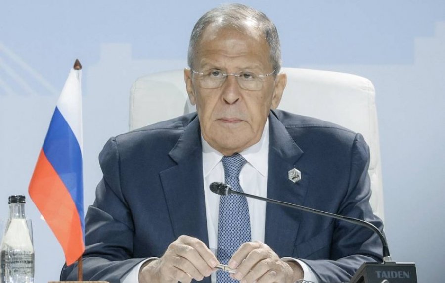 Lavrov arrin në Rio de Janeiro për samitin e BRICS, Putin pjesë përmes video-lidhjes