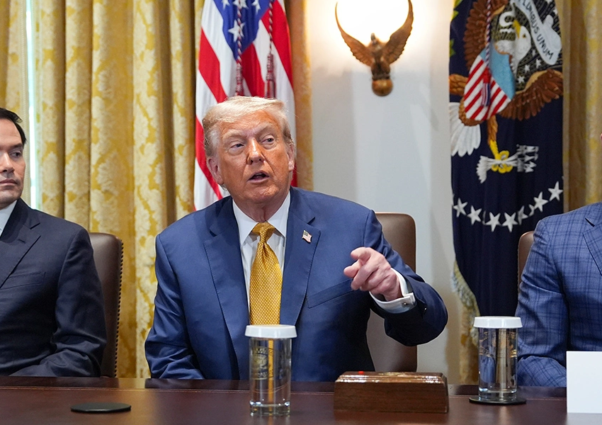 Trump kritikon Putinin: Nuk jam i kënaqur me të, po vret shumë njerëz dhe na hedh çdo ditë ‘budallallëqe’