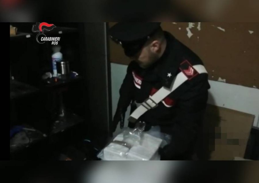 Operacioni ‘Anemone’/ Goditje e fuqishme ndaj mafies italiane dhe rrjeteve shqiptare të trafikut të drogës