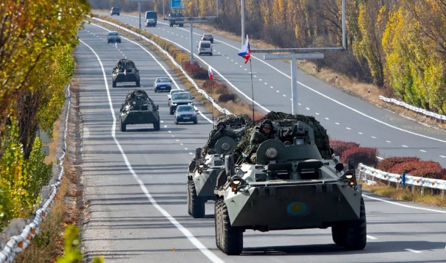 Inteligjenca ushtarake e Ukrainës pohon se Rusia po rrit praninë ushtarake në Armeni