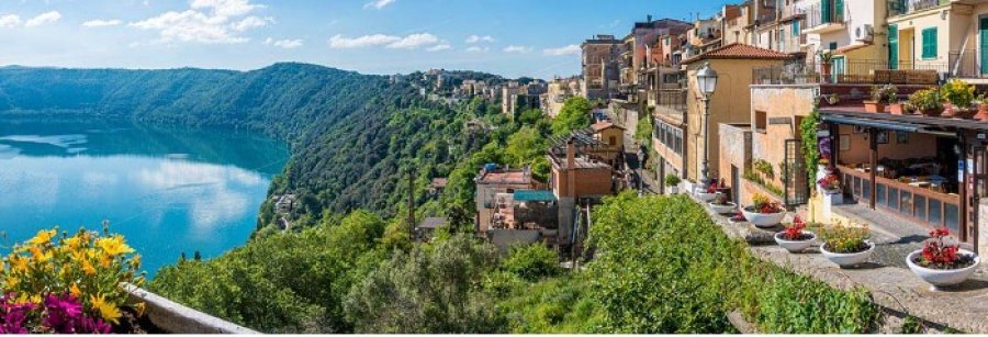 Pse duhet ta vizitoni Castel Gandolfo-n, vendin ku Papa Leo pushoi gjatë verës në Itali?