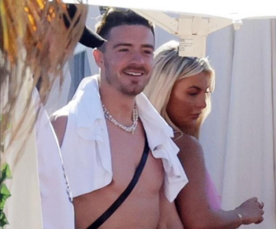 Shkëlqimi dhe rënia e Jack Grealish, jeta jashtë fushe