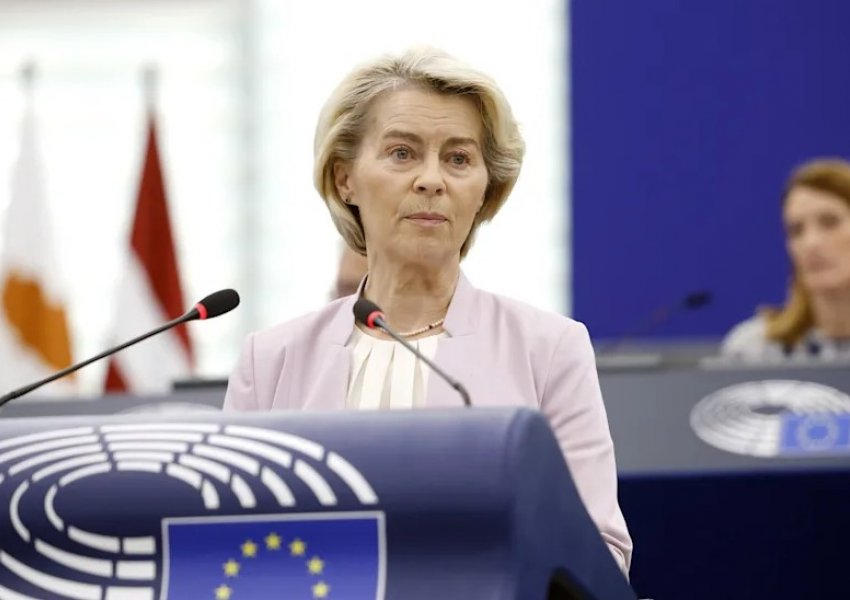 Ursula von der Leyen i shpëton kryengritjes, dështon mocioni në Parlamentin Europian