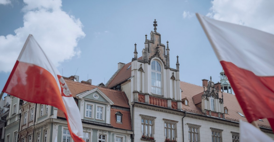 Polonia zotohet se do të kundërpërgjigjet ndaj vendimit të Rusisë për mbylljen e konsullatës së saj në Kaliningrad