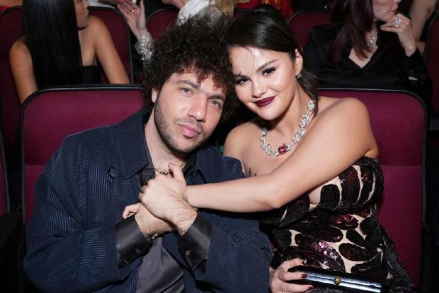 Benny Blanco zbulon detajet e dasmës me Selena Gomez: Një festë e thjeshtë dhe verore