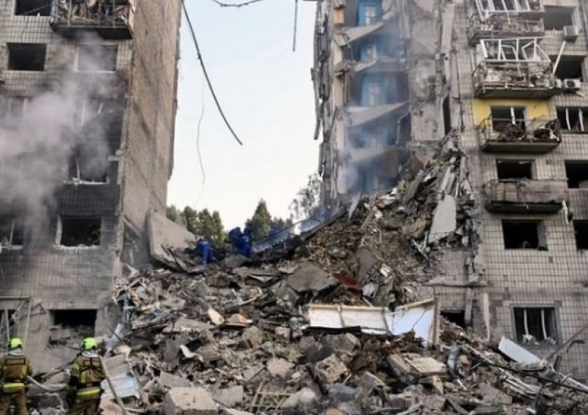 Zemra që shpëtoi jetë/ Ukrainë, transplant mes bombardimeve ruse