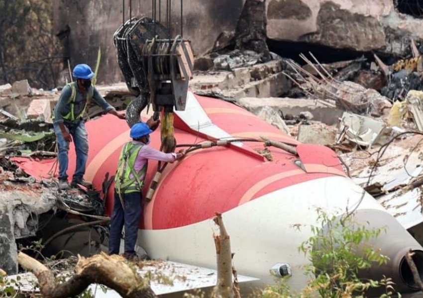 Një fikje e thjeshtë çelësi në avionin e ‘Air India-s’ vrau kaq shumë njerëz