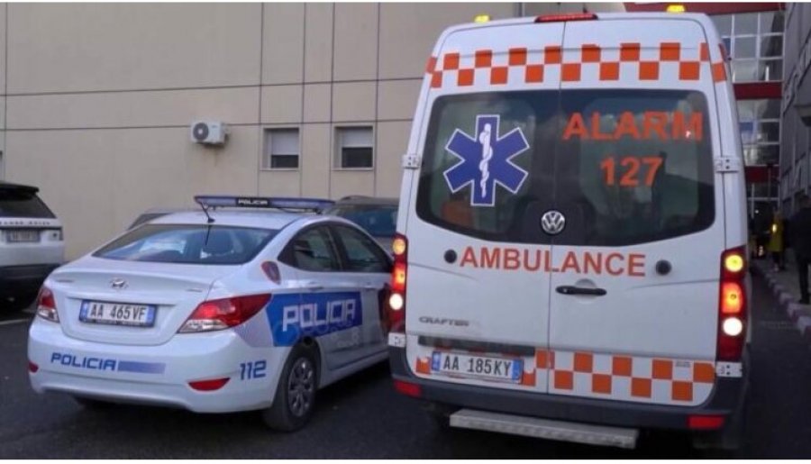 Sherr masiv në zonën e 'Ujit të Ftohtë'/ 15 persona përfshihen në konflikt, 57-vjeçari goditet me thikë pranë zemrës, në rrezik për jetën