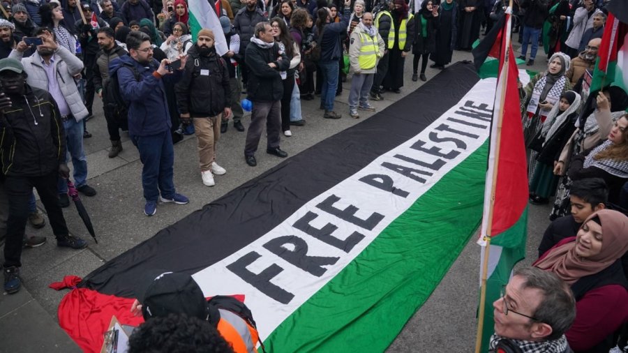 Dhjetëra deputetë britanikë letër qeverisë: Të njohim Palestinën si shtet!