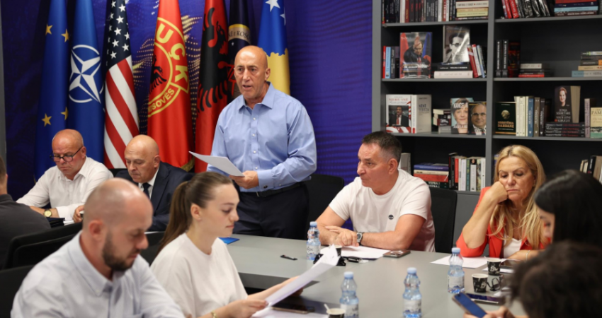 AAK publikon kandidaturat për kryetarë komunash