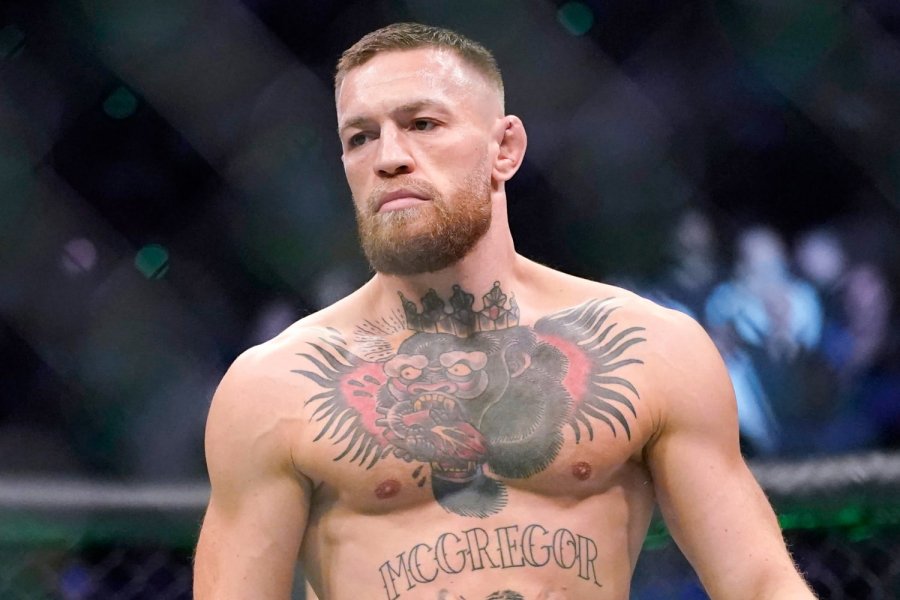 Conor McGregor kapet mat me një tjetër, tradhti apo thjesht liri?