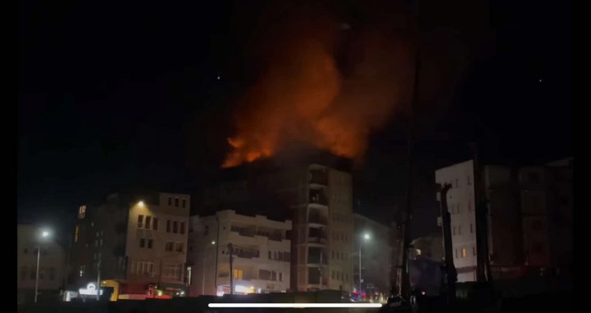 Përfshihet nga zjarri një banesë te Parku i Qytetit në Prishtinë
