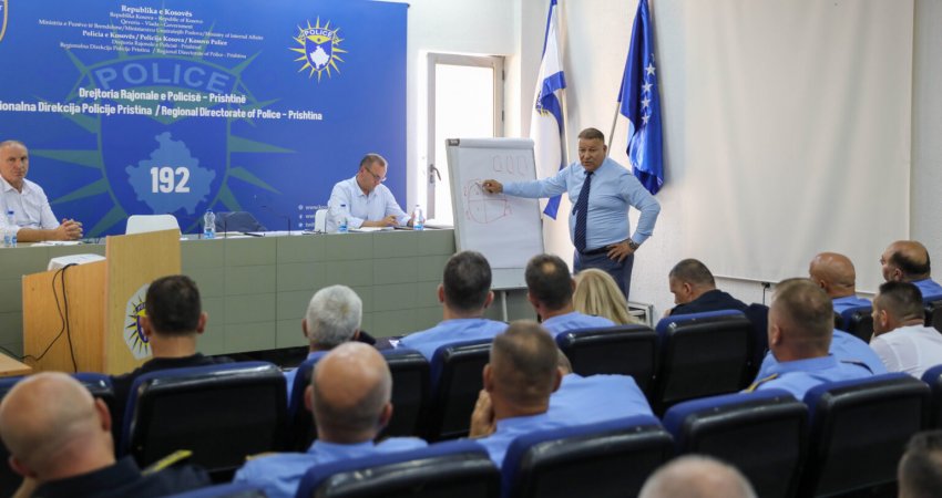 Një javë nga rasti i Agon Zejnullahut, Gazmend Hoxha mbledh në takim drejtorët rajonalë të Policisë e komandantët e stacioneve