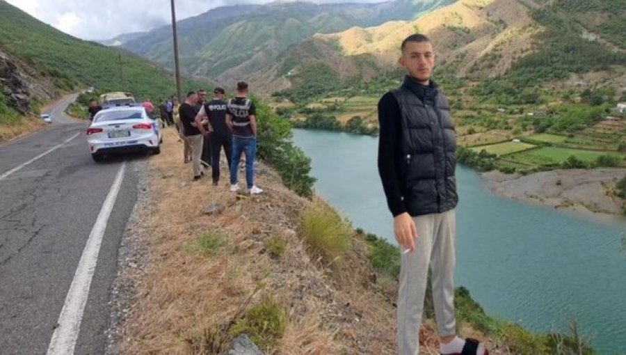 E mbytën me litar dhe e hodhën drejt liqenit të Shkopetit, arrestohen autorët e dyshuar të vrasjes së Renis Dobrës (EMRAT) 
