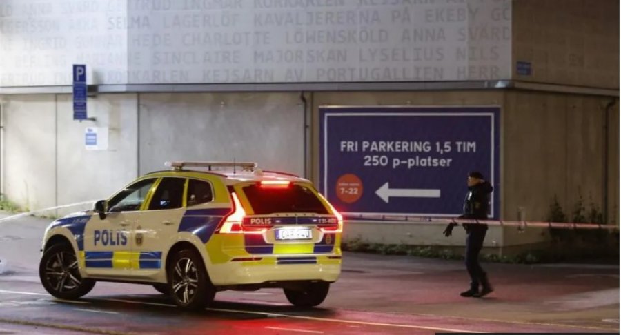 Suedi/ Tre burra dënohen për vrasje të një reperi, ndërsa një 14-vjeçar shpallet fajtor për vrasje për llogari të bandës Foxtrot