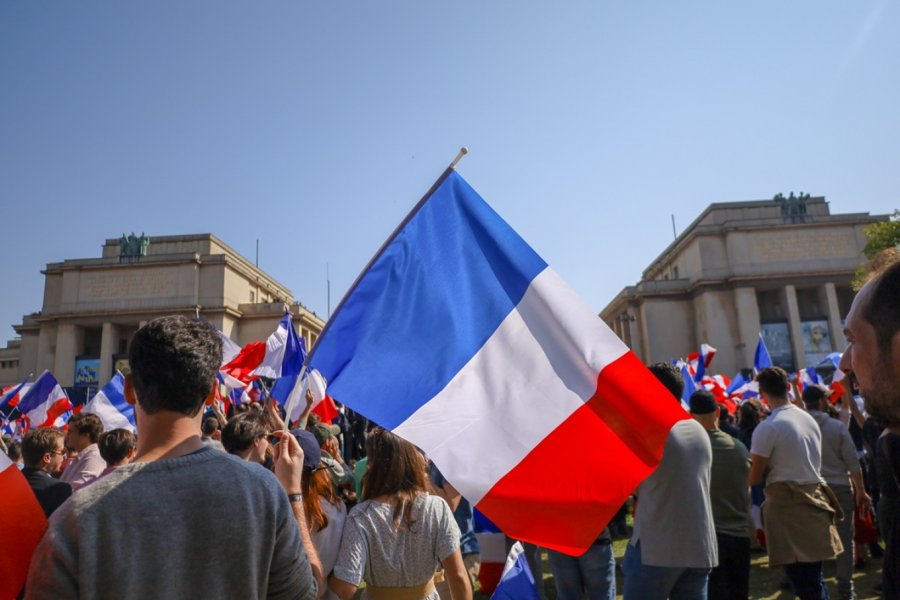 'Po godasin punëtorët dhe pensionistët!' Reagime të forta në Francë për memorandumin 'Bayrou'