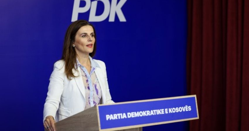 Çitaku për vizitën e Kurtit në Greqi: Po rri në një bar plazhi, s’ka ndjeshmëri për Kosovën e votuesit