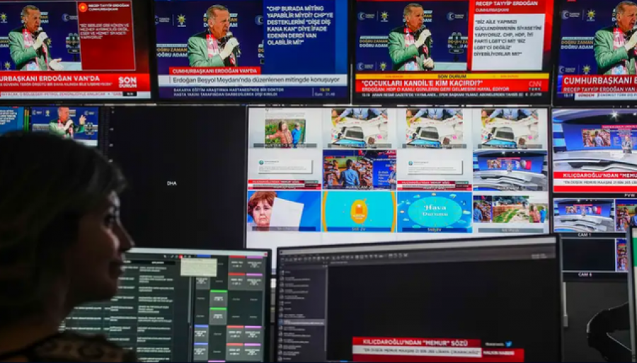 Ndalime dhe ndëshkime, valë e re presioni ndaj mediave në Turqi