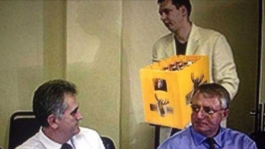 ‘Vuçiç, ministër propagande i Millosheviçit’, gjermanët tërbohen me deputetin për takimin me liderin serb
