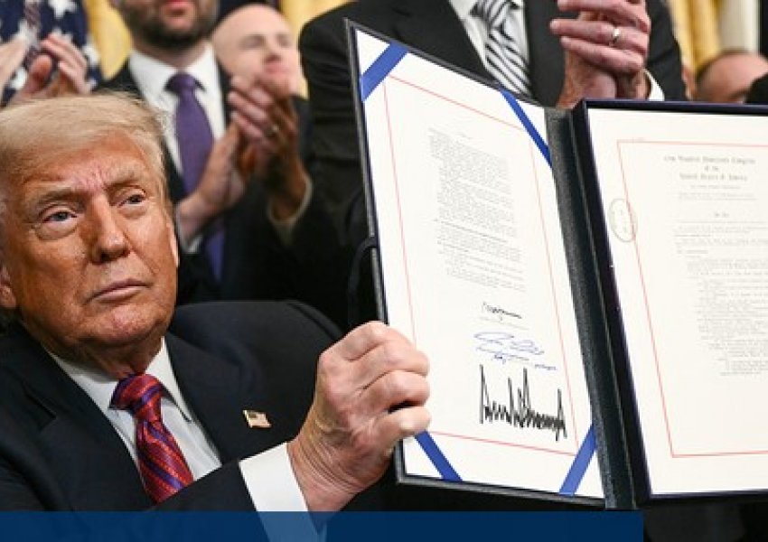 Trump nënshkruan Aktin GENIUS: SHBA zyrtarisht me rregullore federale për kriptomonedhat