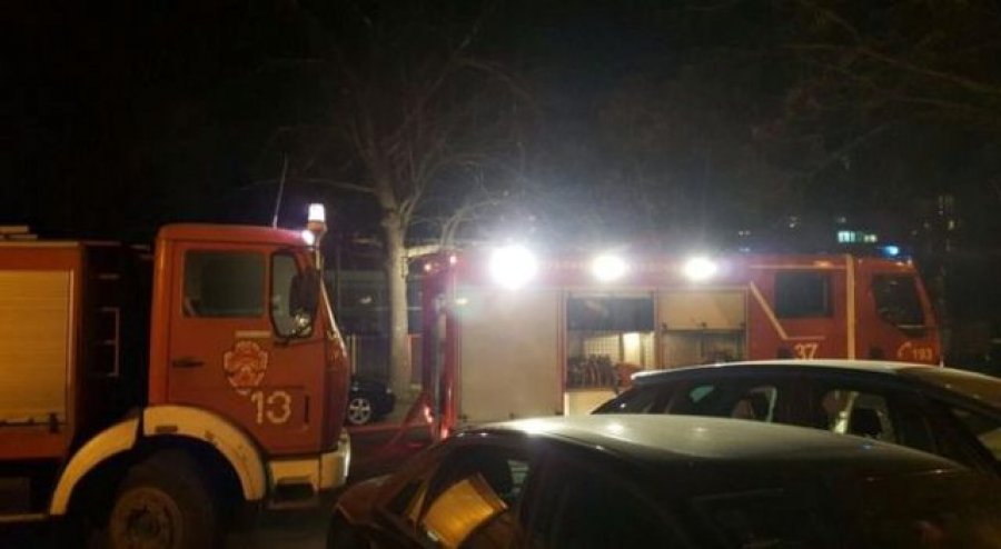 Përfshihet nga flakët magazina me lëndë drusore në Kurbin, shkaqet ende mister, dëme të konsiderueshme materiale