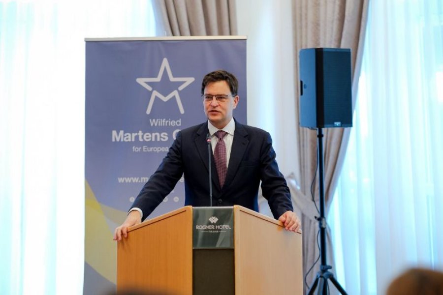 Analiza e fortë e personalitetit të shquar të PPE: Zgjedhjet u manipuluan masivisht, ka një erozion të vazhdueshëm të parimeve demokratike