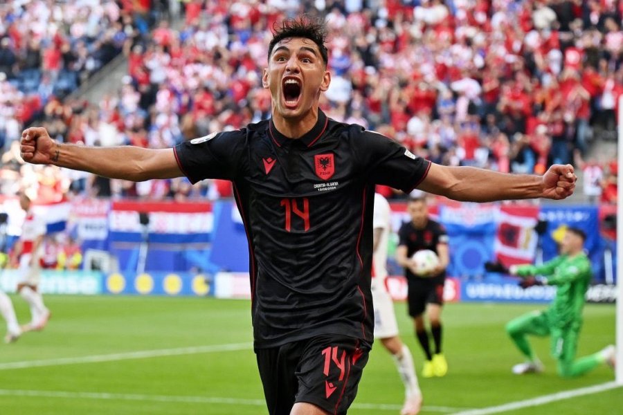Mungon vetëm zyrtarizimi, Qazim Laçi transferohet në Superligën turke