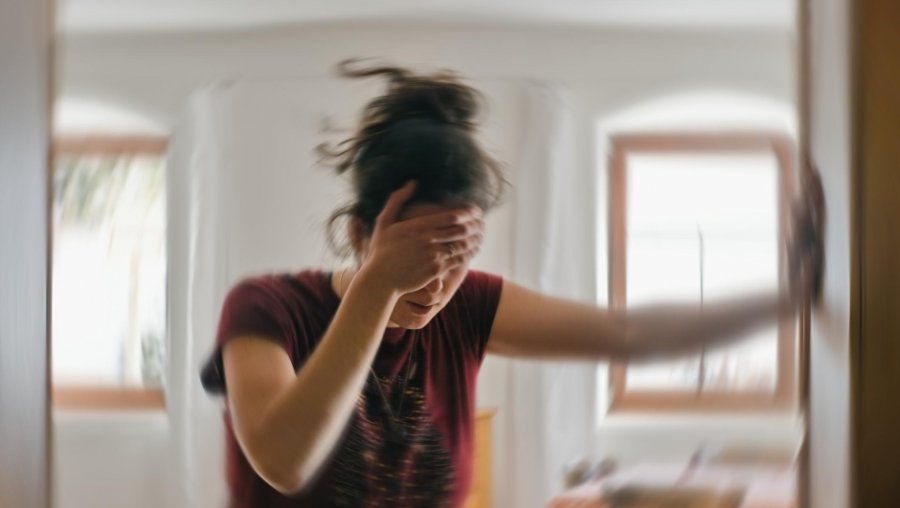 Krizat e tensionit të ulët në verë, kujdes i shtuar për ata që marrin ilaçe për tensionin e lartë