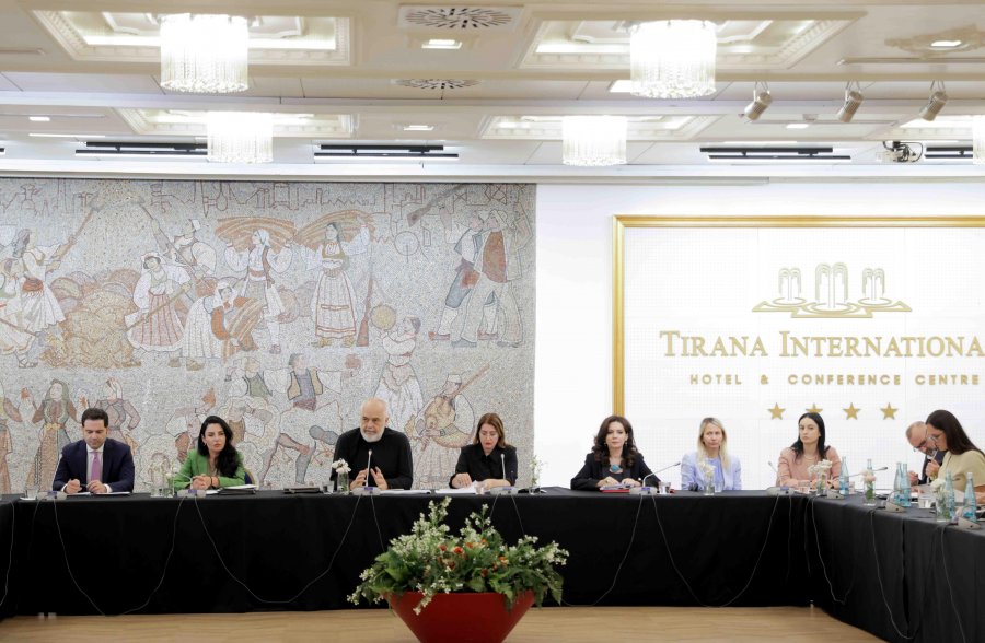Rama i vë syrin ndërtimeve të braktisura: Do ti konfiskojmë të gjitha