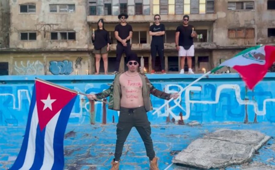 Nga birrat te makinat luksoze, nipi i Fidel Castro-s është simboli i rënies së revolucionit kubanez