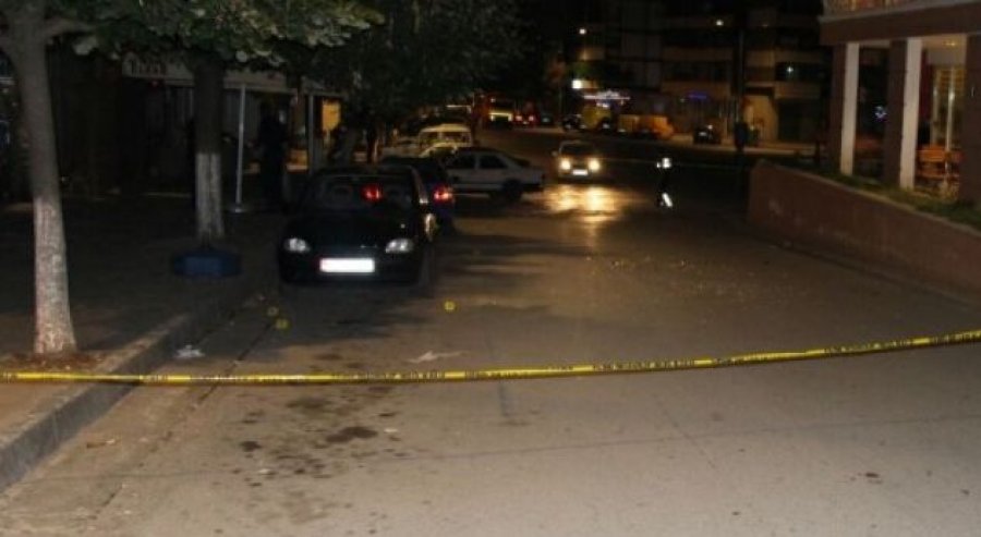Shpërthimi në Sarandë ka lidhje me plagosjen e dyfishtë më 17 korrik, hidhet në erë makina e të kërkuarit