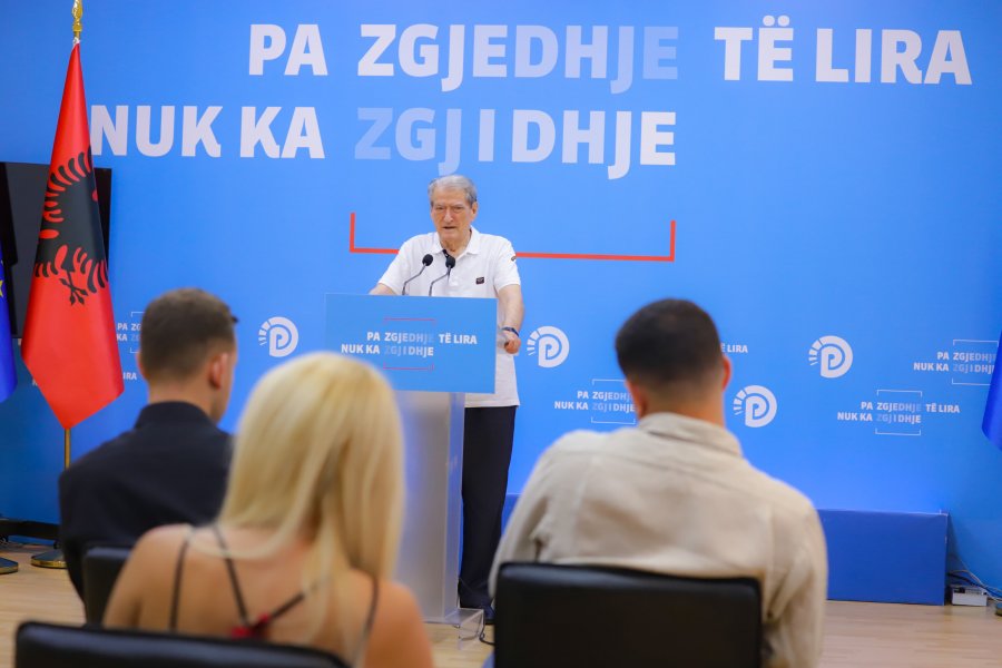 Berisha: Pasi të finalizojmë denoncimin e farsës, PD do bëjë një analizë të plotë në mënyrë që të modernizohet dhe të hapet gjithnjë e më shumë
