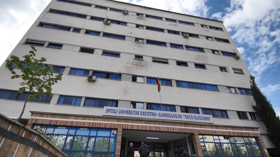 Humb jetën foshnja e porsalindur në spital, kallëzohen në Polici stafi mjekësor