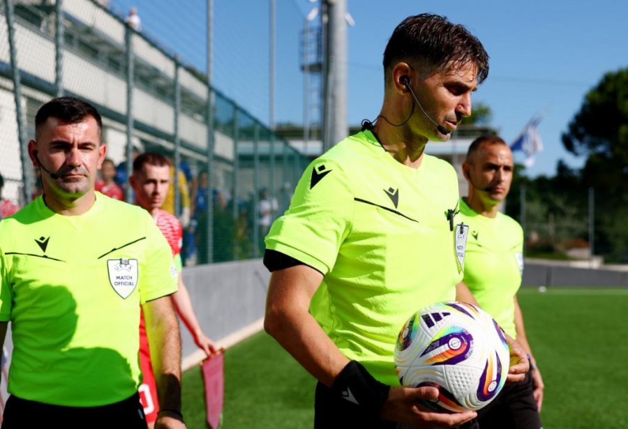 Europa League/ Arbitrat shqiptarë do të drejtojnë ndeshjen Anderlecht-Hacken