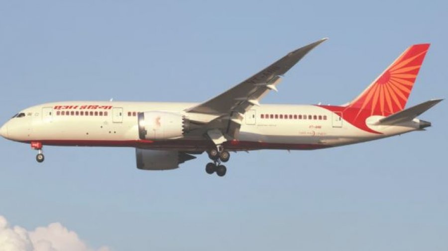 Zërat në kabinën e pilotit nxisin polemika rreth rrëzimit të avionit të Air India