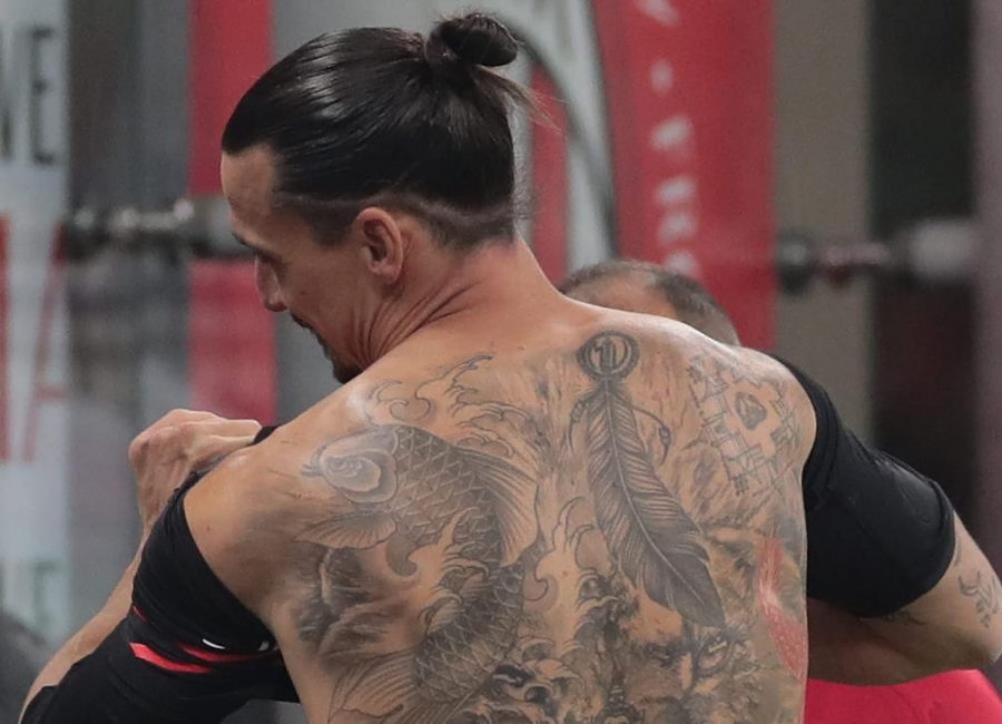 Ibrahimovic fshin tatuazhin ikonik, kthesë e bujshme në jetën e tij: Vetëm Zoti mund të më gjykojë
