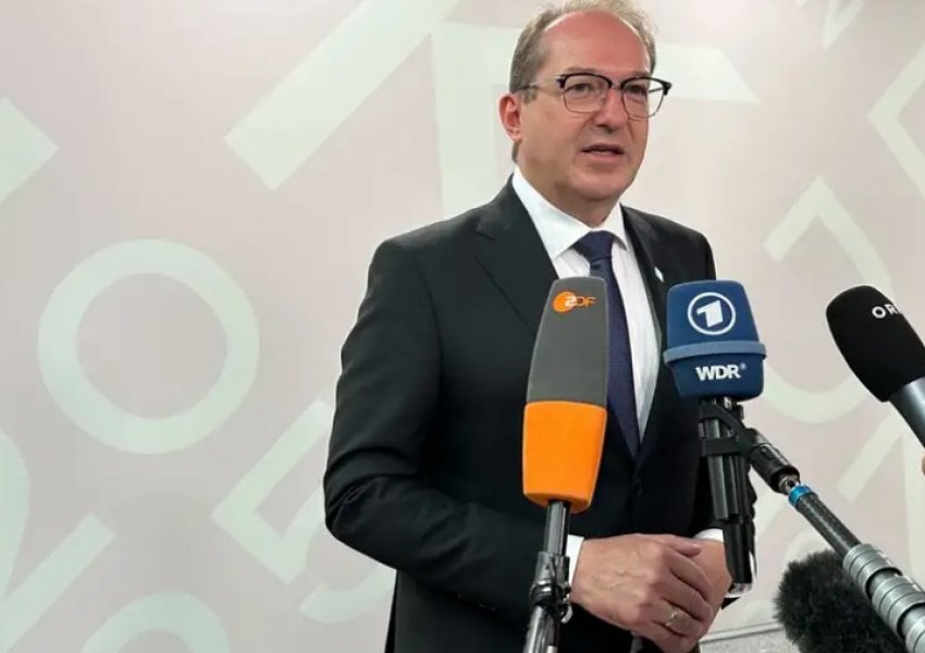 “BE do të ashpërsojë politikën e migrimit”/ Analiza e DW: Edhe Gjermania mbështet dëbimet në vende të treta