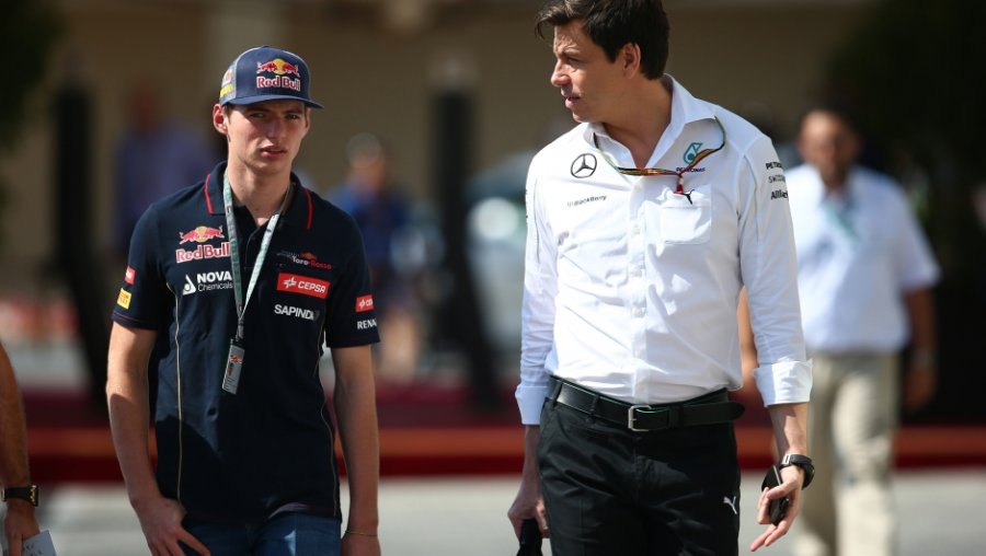 Toto Wolff largon zërat për Verstappen, Mercedesi 2026 me Russell dhe Antonelli