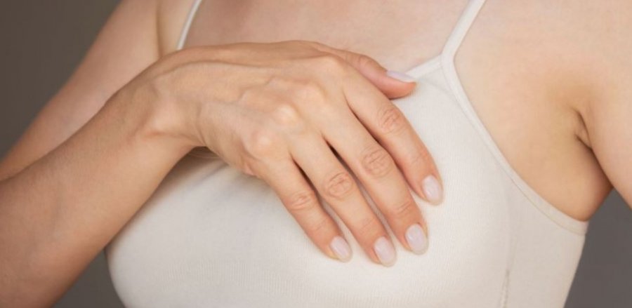 Mastektomia mund të parandalojë mbi 6,500 raste me kancer gjiri çdo vit