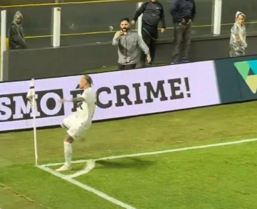 VIDEO/ Neymar festoi si i çmendur golin, por topi nuk e kaloi vijën e portës