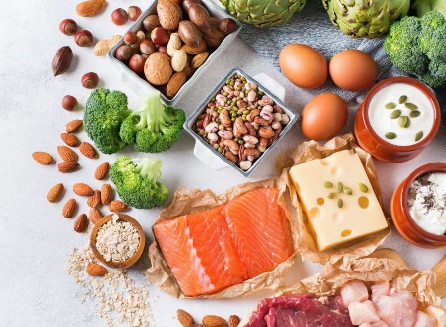 Gjashtë gabimet më të zakonshme të konsumit të proteinave, si të shmangen 