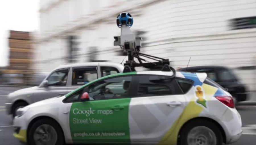 Google paditet me 12,500 dollarë, publikoi foton nudo të një polici në 'Street View'