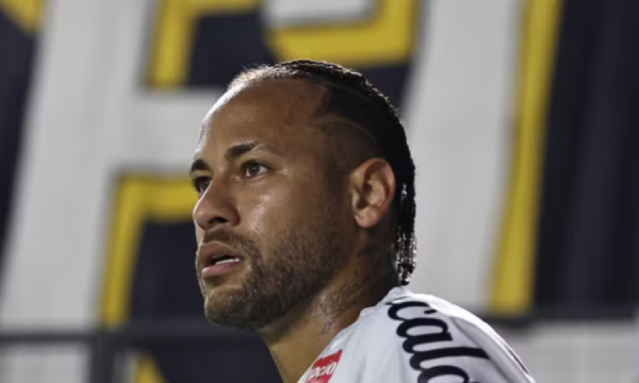 Neymar shpërthen pas humbjes: Nëse po i bëj dëm Santosit, do largohem vetë