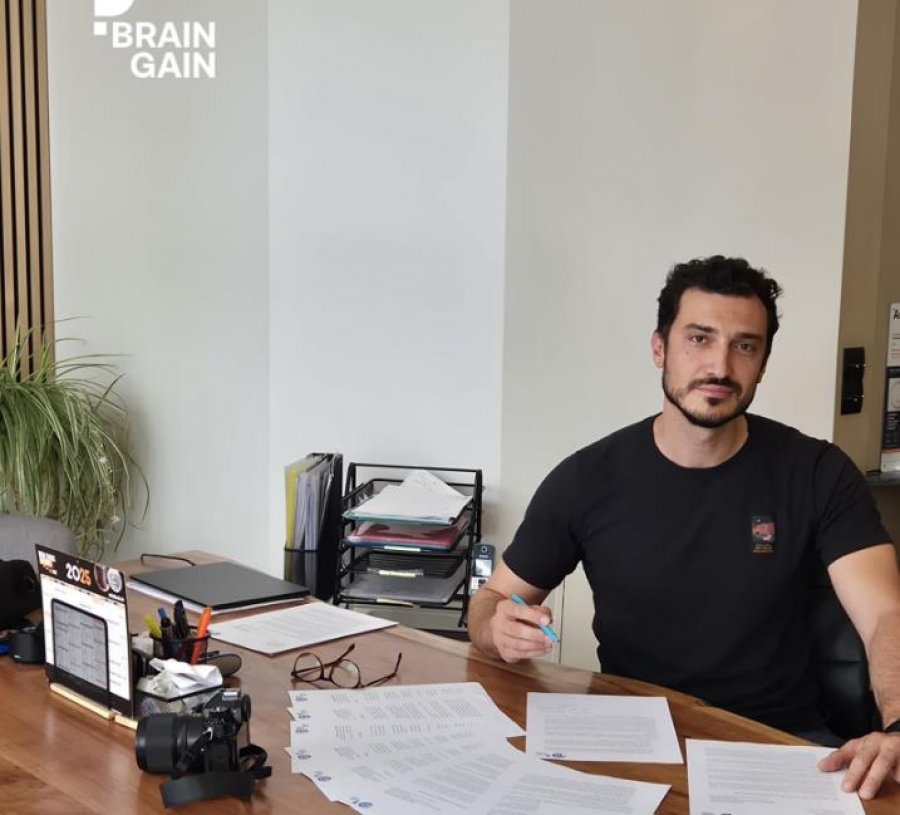 11 maji ishte një farsë/ Mustafaj: Nisim fushatën për të informuar partnerët ndërkombëtarë