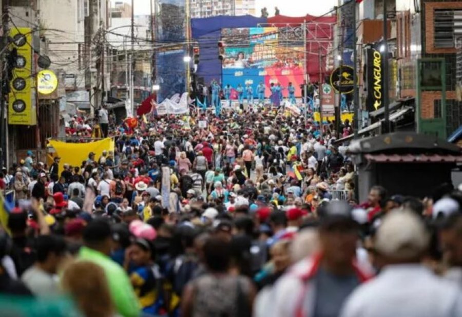 Të dielën zgjedhjet në Venezuelë/ Maduro bën thirrje për votim masiv, por opozita e quan atë një farsë