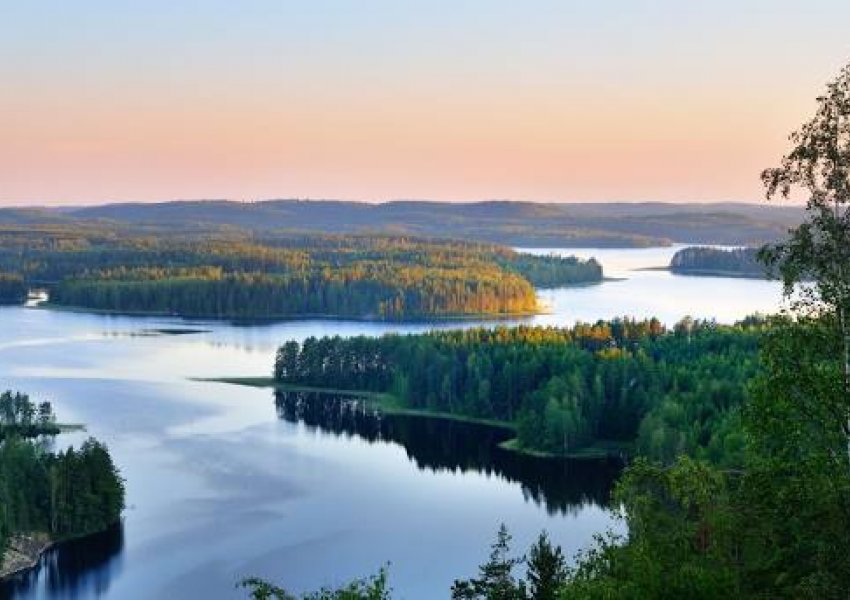 Finlanda thyen rekordin 50-vjeçar të nxehtësisë, 14 ditë radhazi me temperatura mbi 30 gradë Celsius