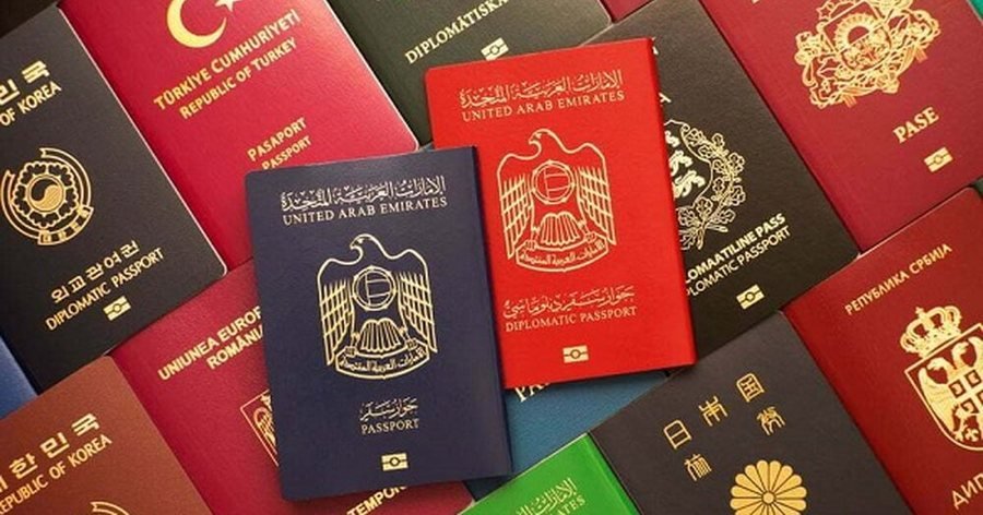 Pasaportat më të fuqishme në botë! Cila është e para dhe ku renditet Shqipëria?
